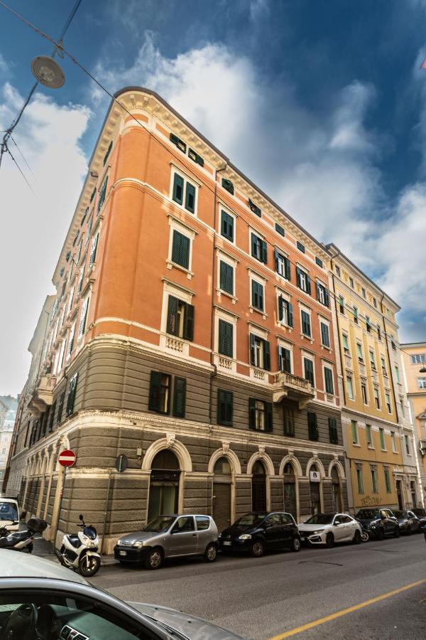Da Gillo Apartment Trieste Bagian luar foto